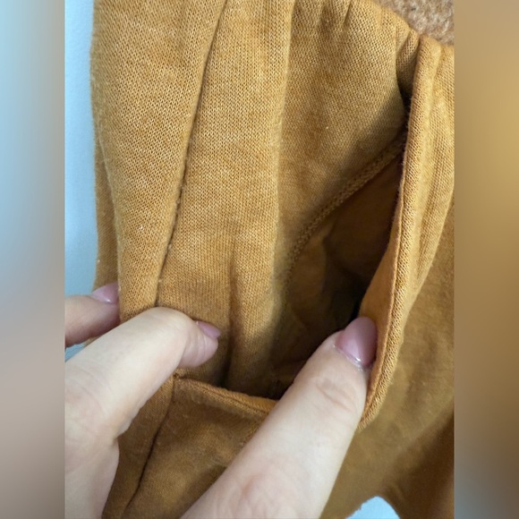 Women’s Free People Intimately orange lounge shorts with pockets size S comfy - Picture 3 of 5